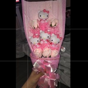 SOLD hello kitty Bouquet